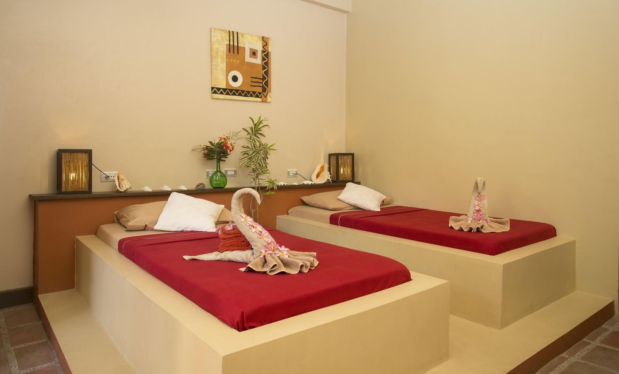 Reef Retreat Resort Balabag  Екстер'єр фото