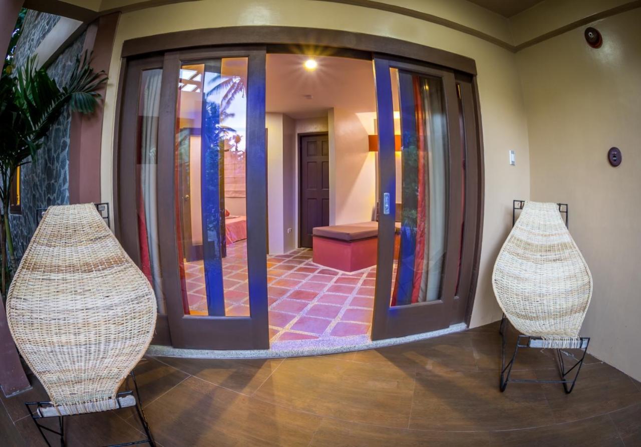 Reef Retreat Resort Balabag  Екстер'єр фото